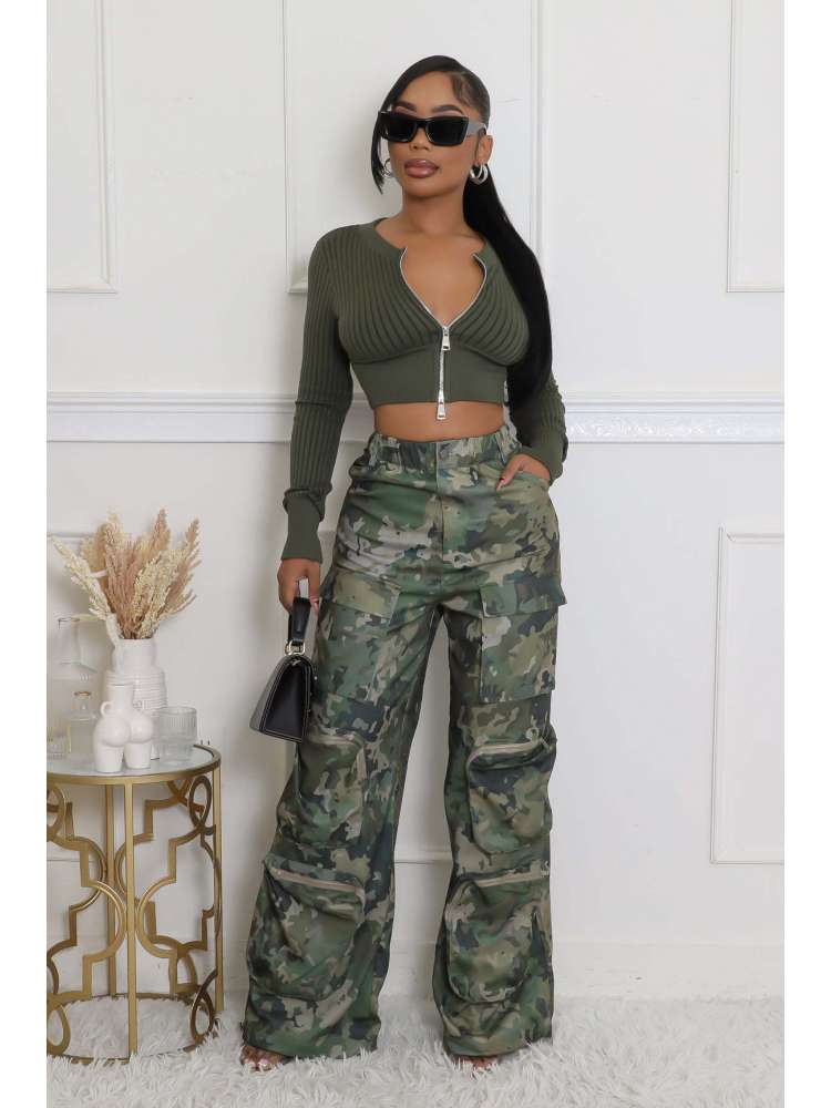 Camouflage Cargo Pants with Pocket Detail - TayDiane