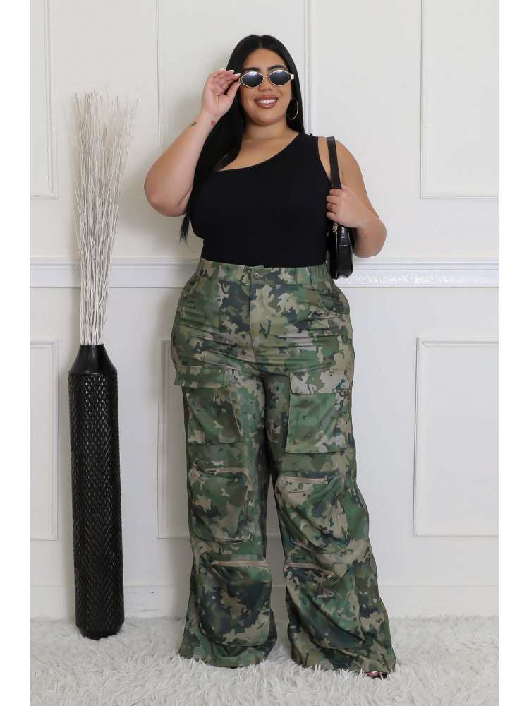 Camouflage Cargo Pants with Pocket Detail - TayDiane