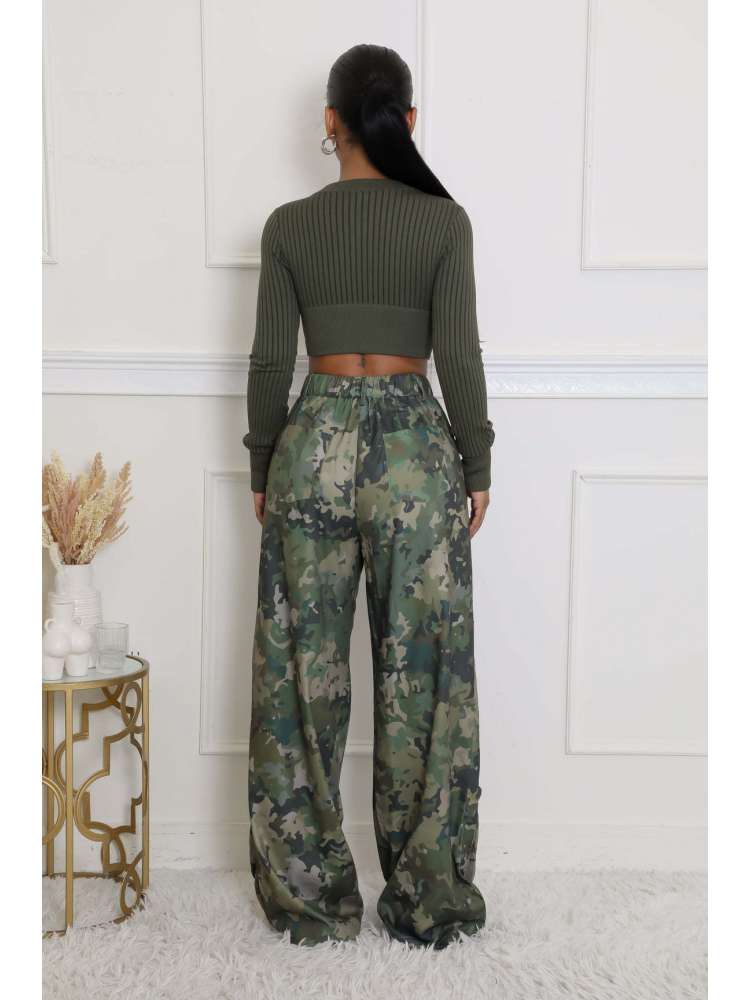 Camouflage Cargo Pants with Pocket Detail - TayDiane