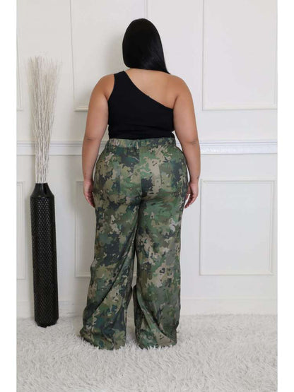 Camouflage Cargo Pants with Pocket Detail - TayDiane