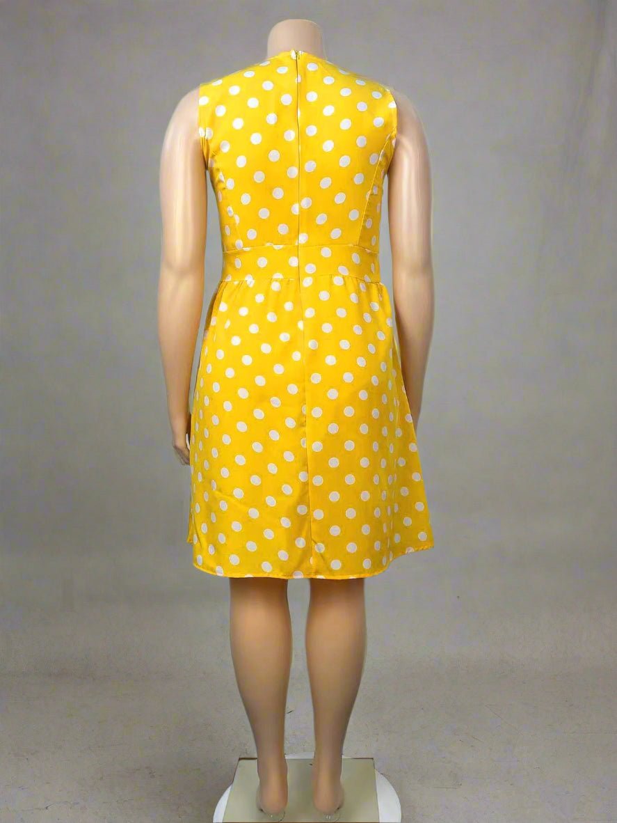 Curvy Vintage Polka Dot Bow Tie Dress - TayDiane