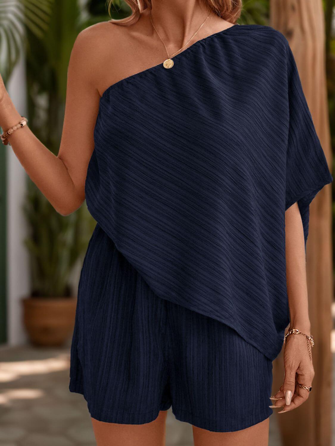 One Shoulder Batwing Sleeve Romper