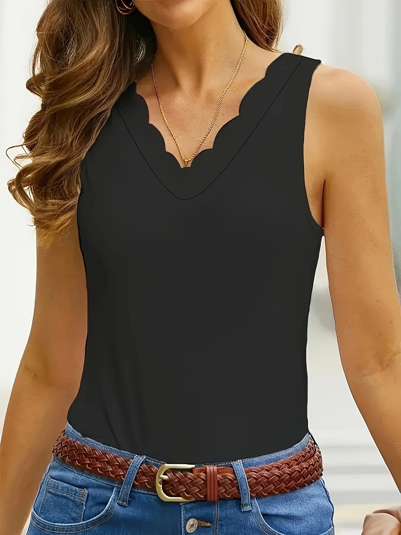 Scalloped Elegance Sleeveless Knit Top - Taydiane